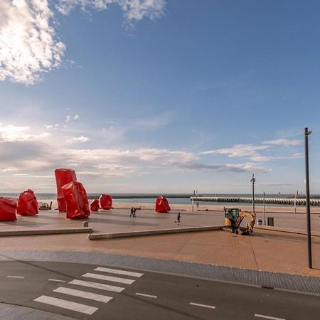 Apartment Maritime View At Commodore Oostende Exterior foto